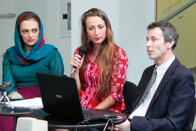 Тримата участници в дискусията: В  огледалото на иранското изкуство. -  1 юни 2016, Национална галерия - Квадрат 